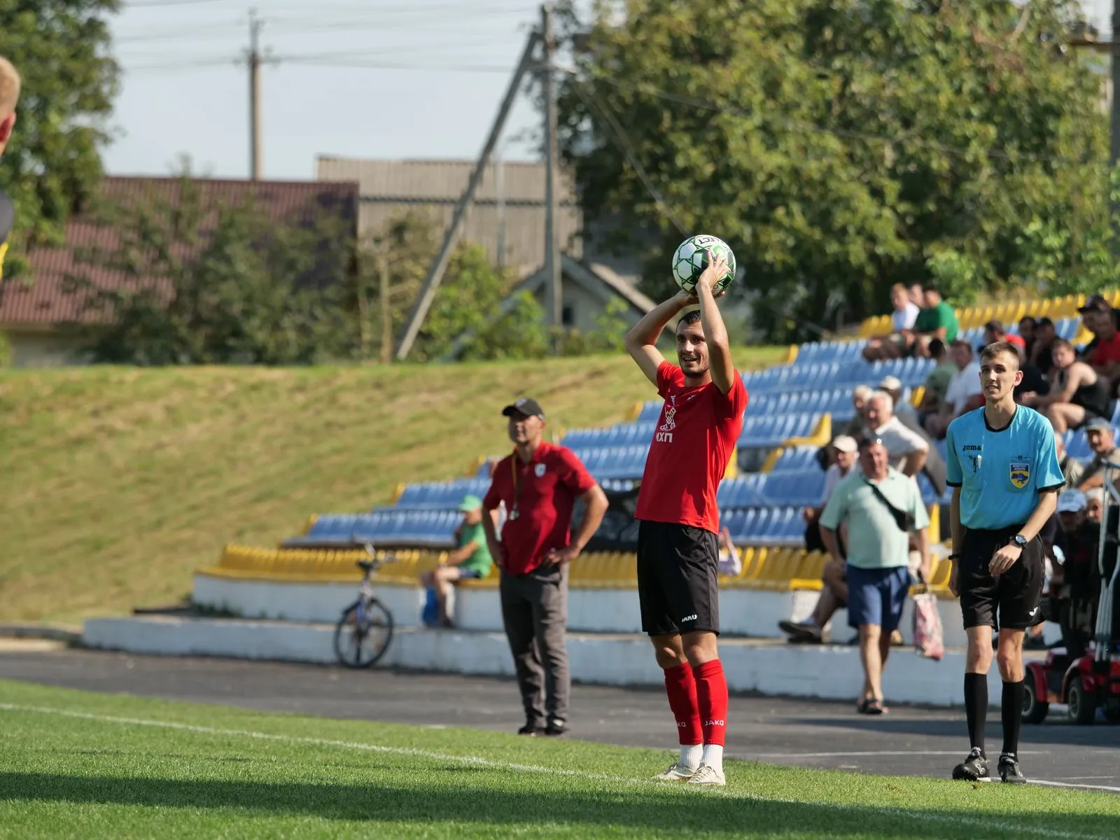 Sélectionner un match par journée à partir des cinq dernières rencontres.